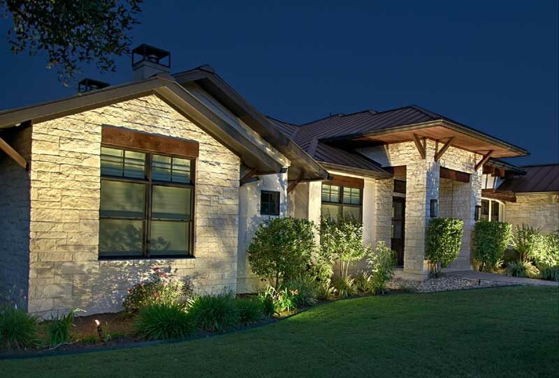 Benefits of Outdoor Security Lights for Vacation Season