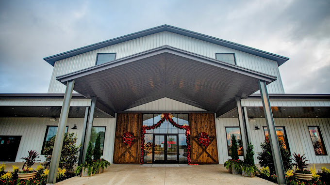 Madisonville Christmas Company: A Proud Partner The Perfect Light