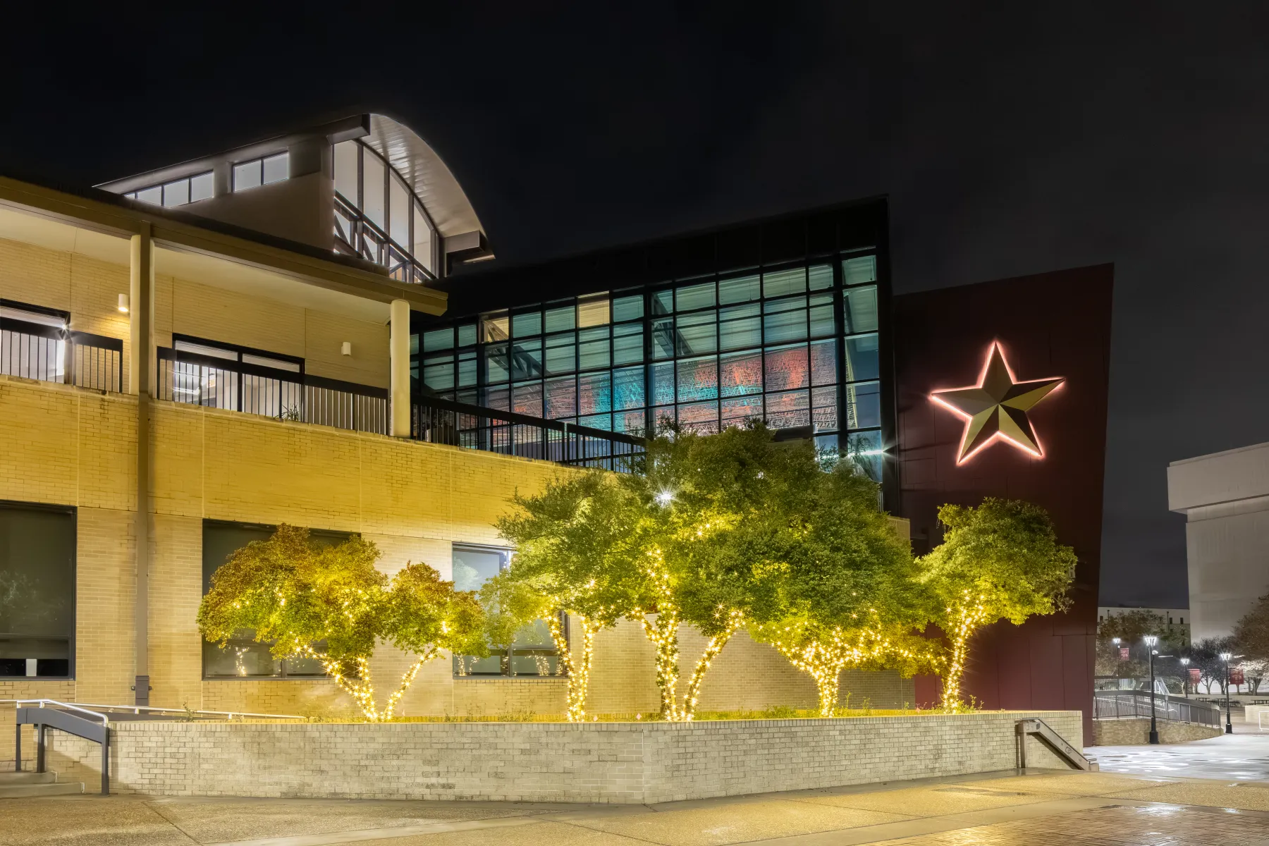 TSU Student Center commercial Christmas lighting