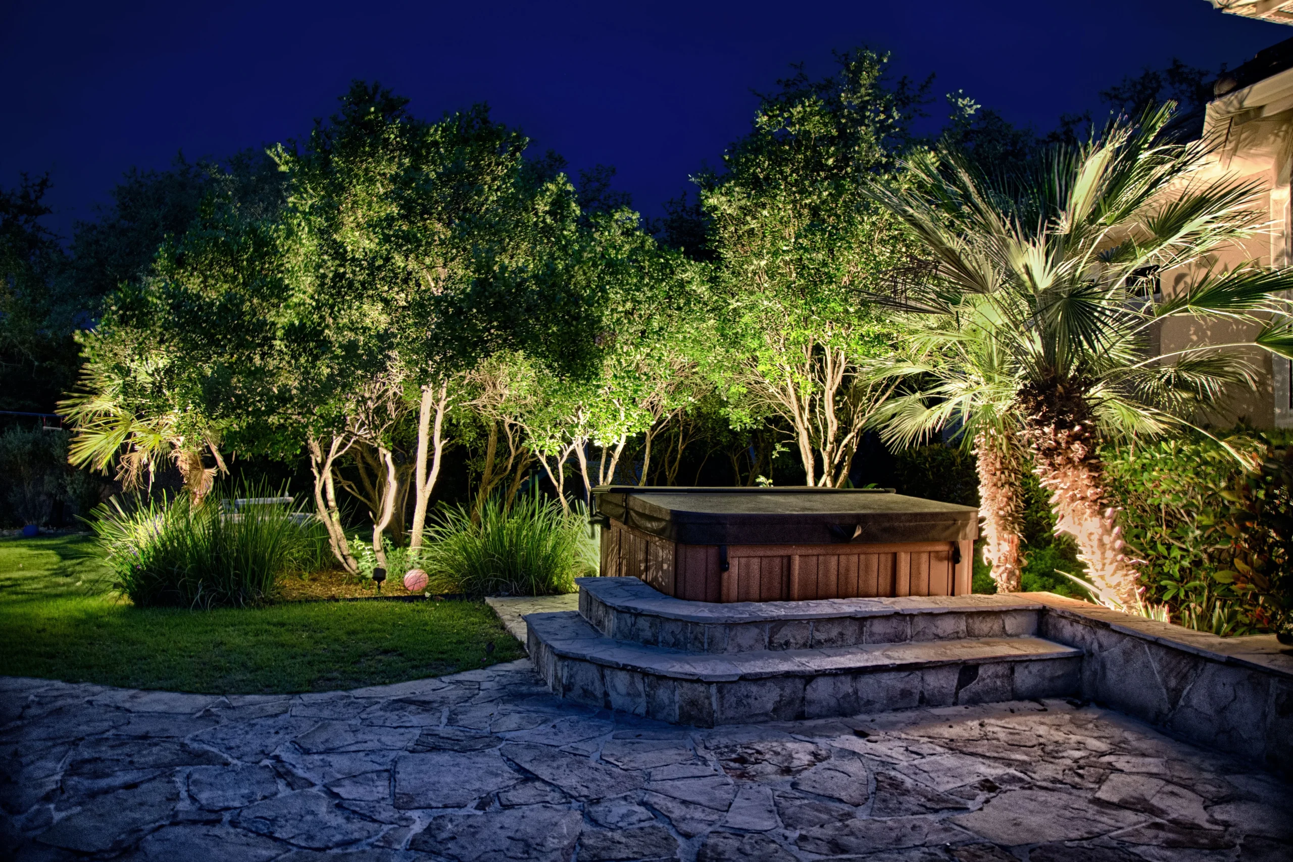 Landscape & Holiday Lighting Arlington — outdoor lighting project by The Perfect Light — photo 5